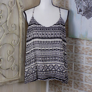 EUC Old Navy boho patterned flowy sleeveless blouse